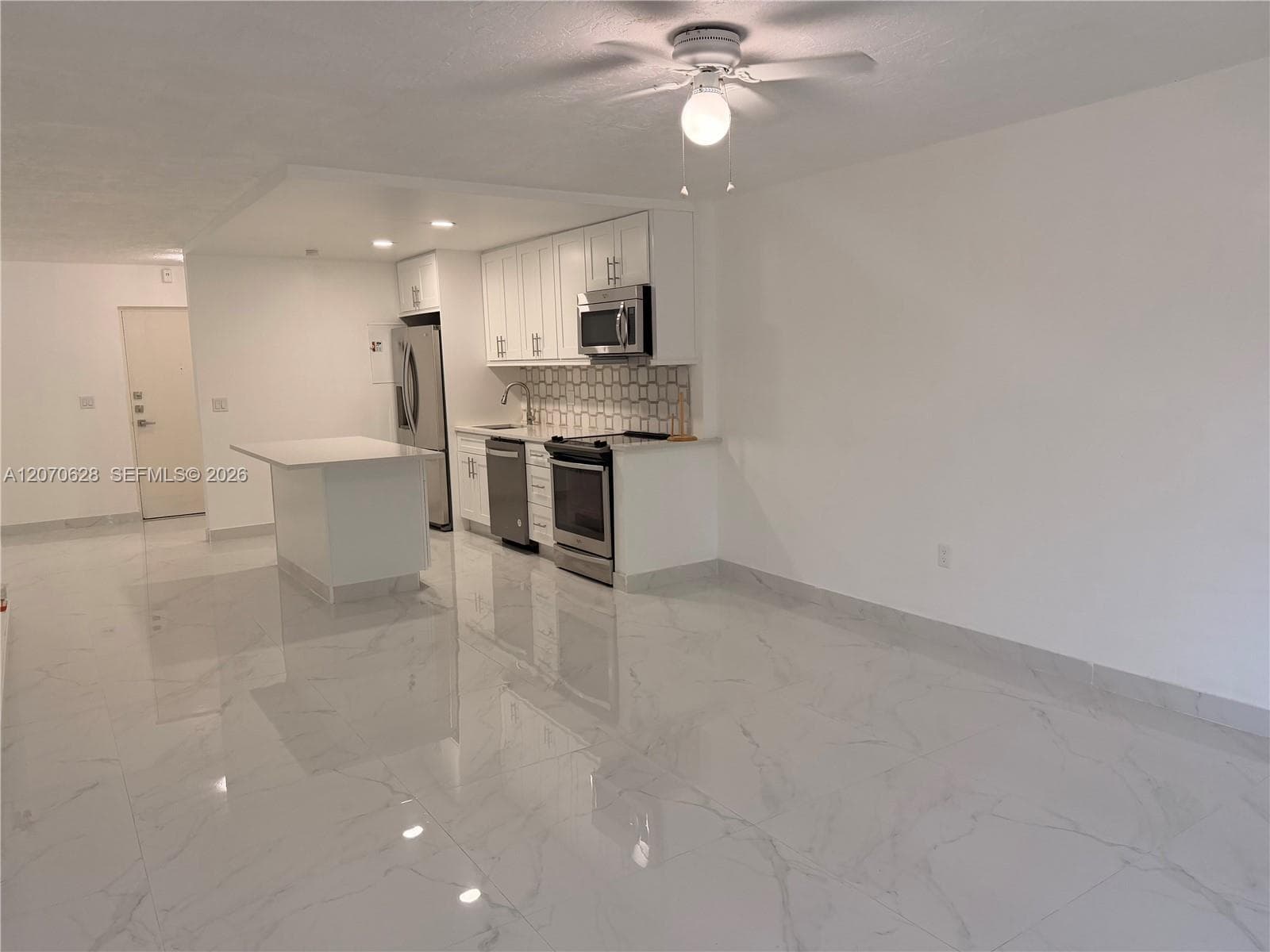 7000 NW 17th St # 320, Plantation, FL 33313 — zdjęcie 5