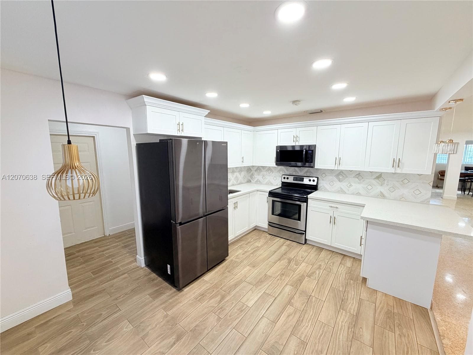 18711 NW 24th Ave, Miami Gardens, FL 33056 — zdjęcie 3