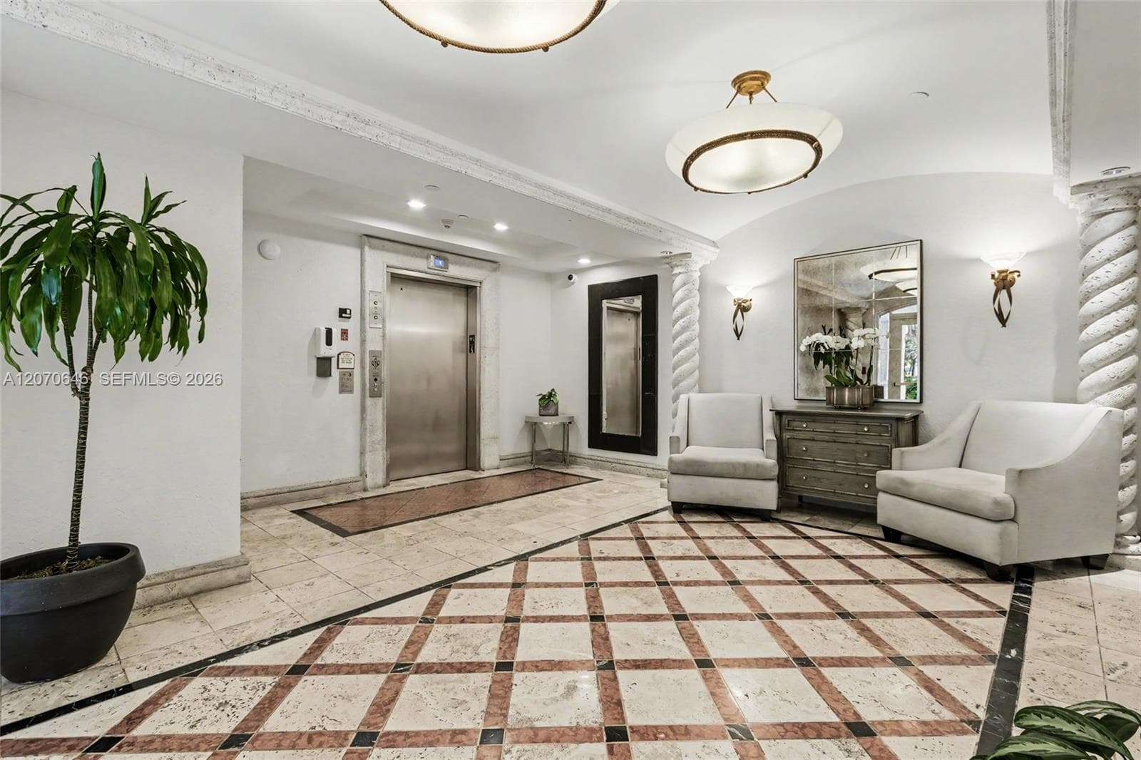 731 Crandon Blvd # 208, Key Biscayne, FL 33149