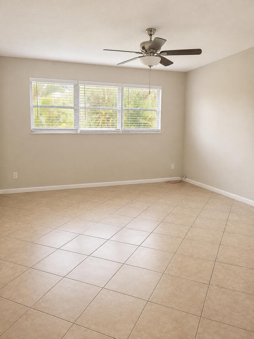 665 Glouchester Street # Apt 17, Boca Raton, FL 33487 — zdjęcie 4