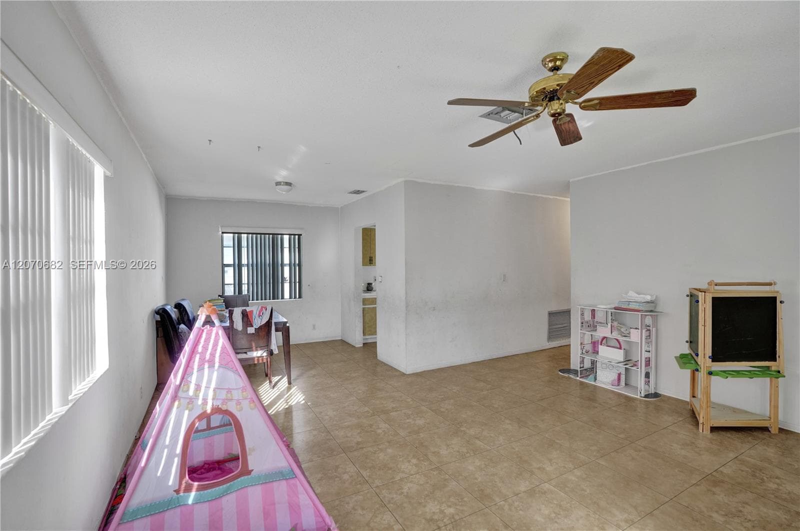 5706-5708 Lincoln St # 1-2, Hollywood, FL 33021 — zdjęcie 2