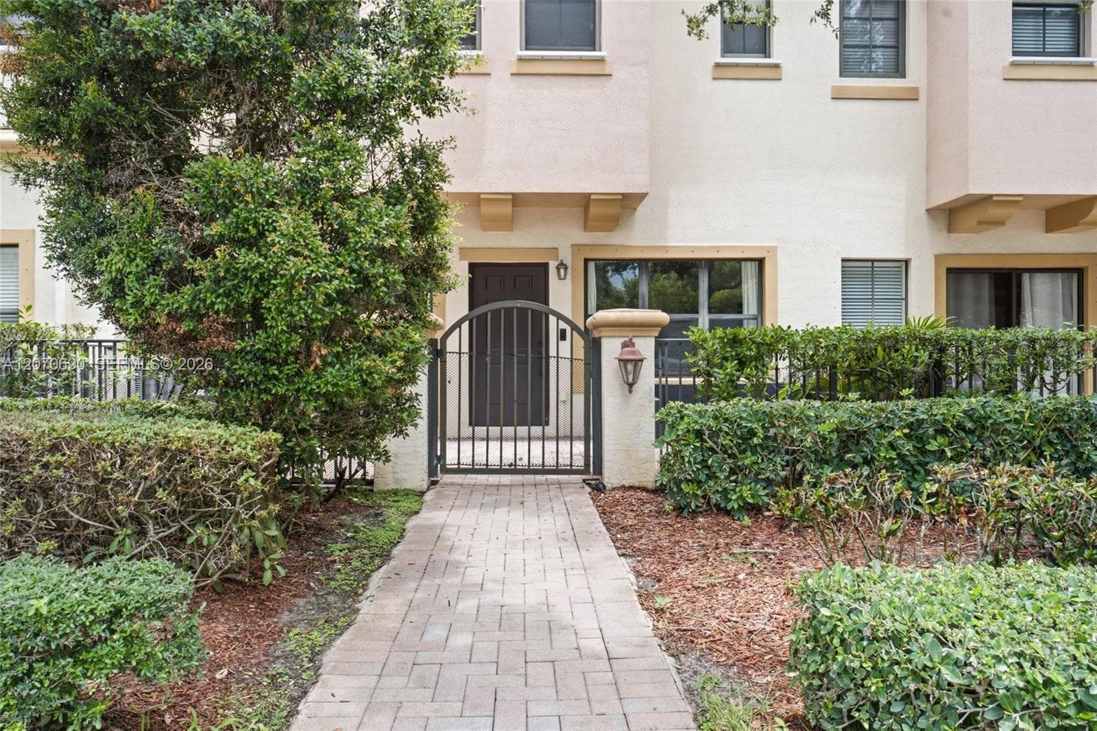 4758 Cypress St, Coconut Creek, FL 33073 — zdjęcie 3