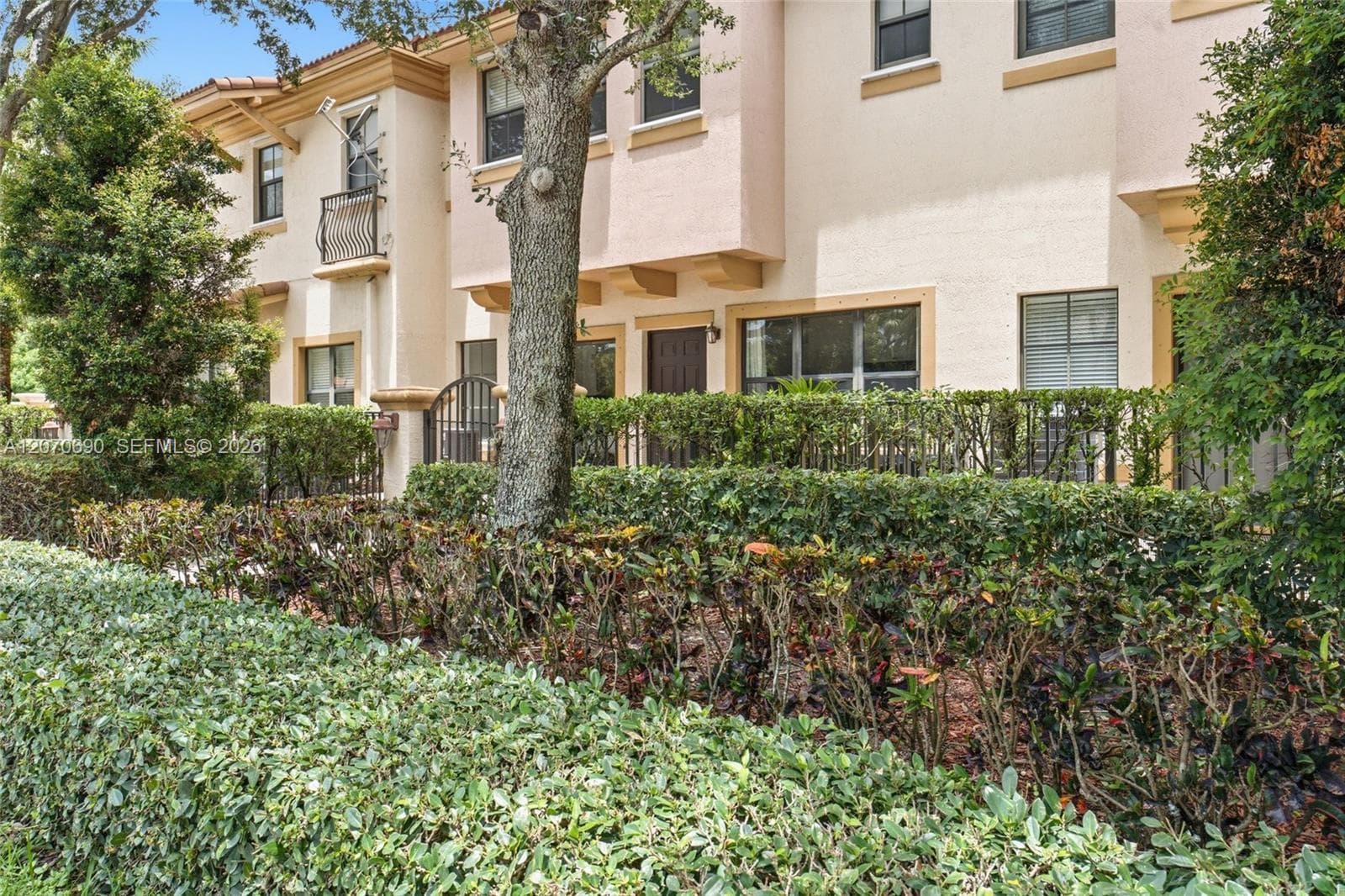 4758 Cypress St, Coconut Creek, FL 33073 — zdjęcie 4