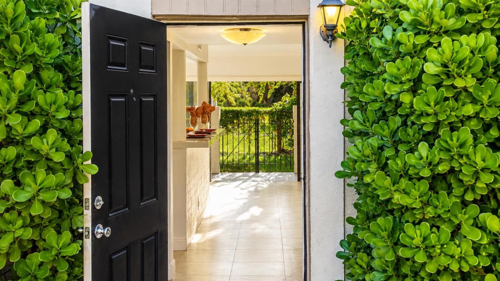 8801 W Sample Road # 4, Coral Springs, FL 33065