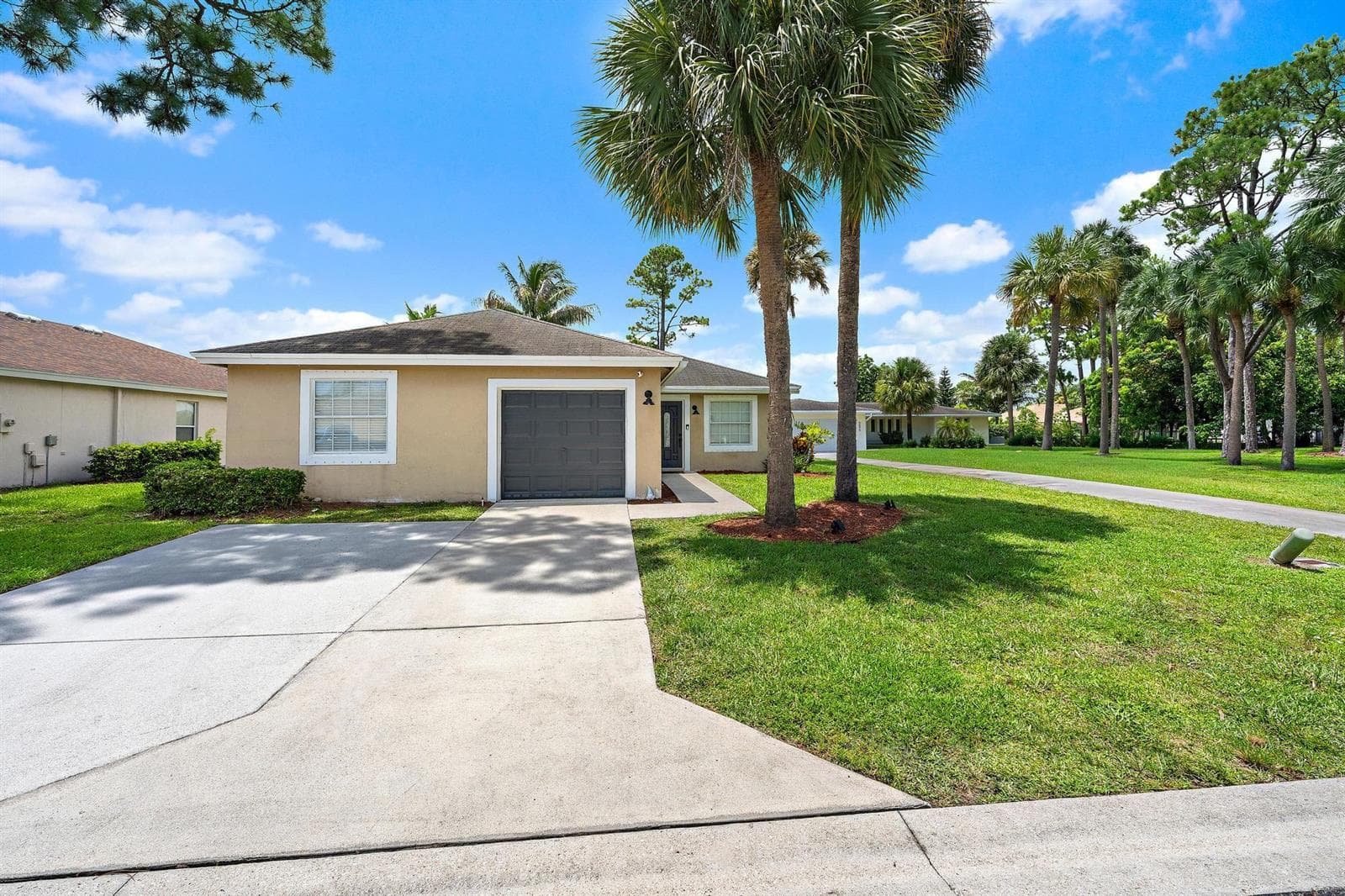 5483 Club Circle, Haverhill, FL 33415 — zdjęcie 2