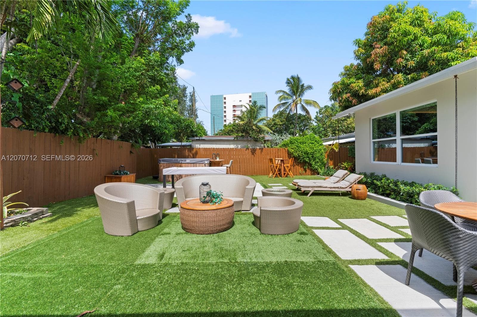 221 NE 44th St, Miami, FL 33137 — zdjęcie 5