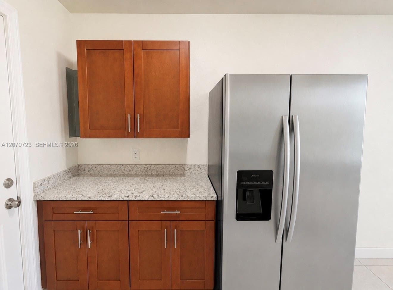 1041 NW 7th Ct, Hallandale Beach, FL 33009 — zdjęcie 4