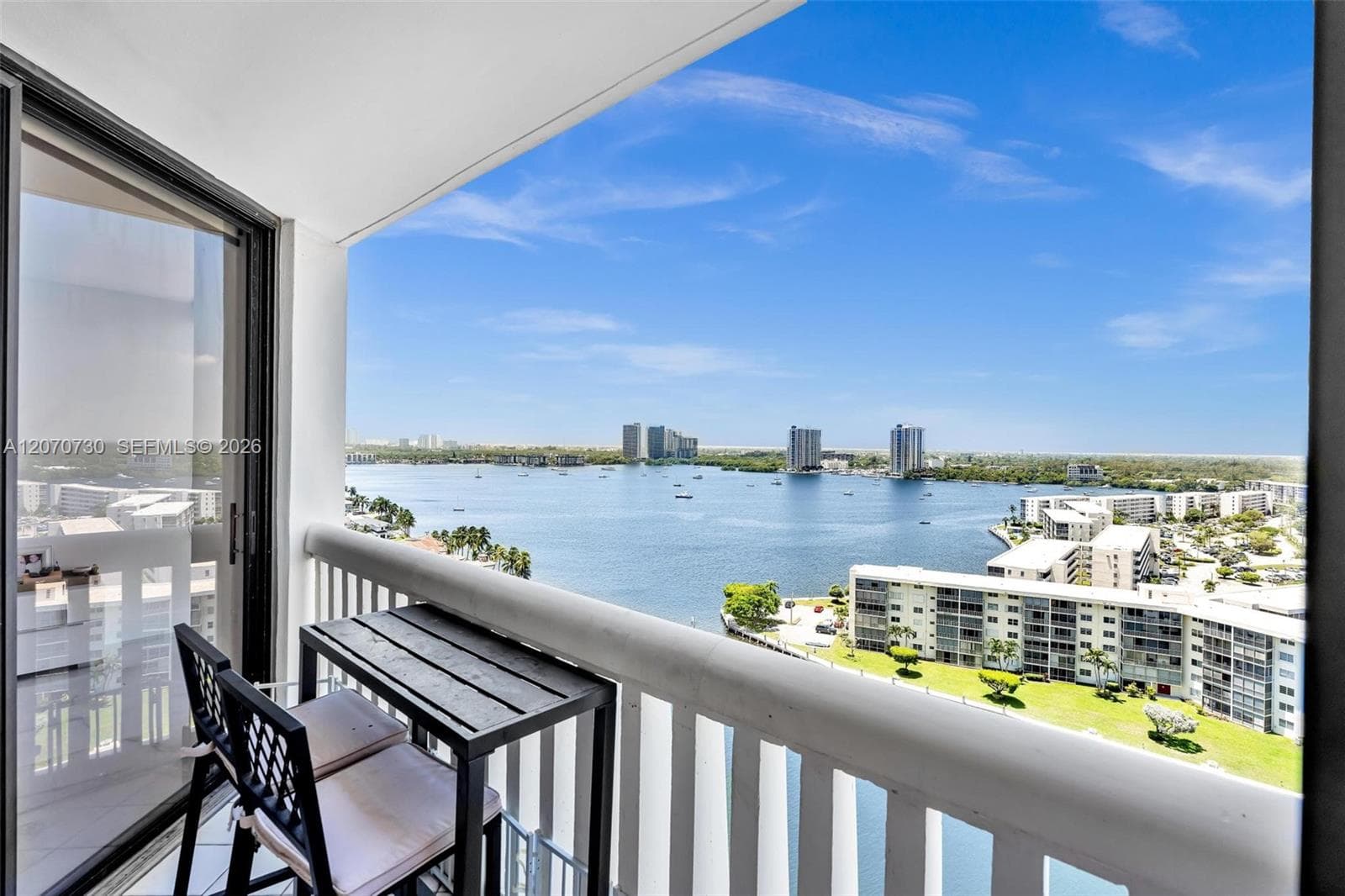 1000 W Island Blvd # 1710, Aventura, FL 33160