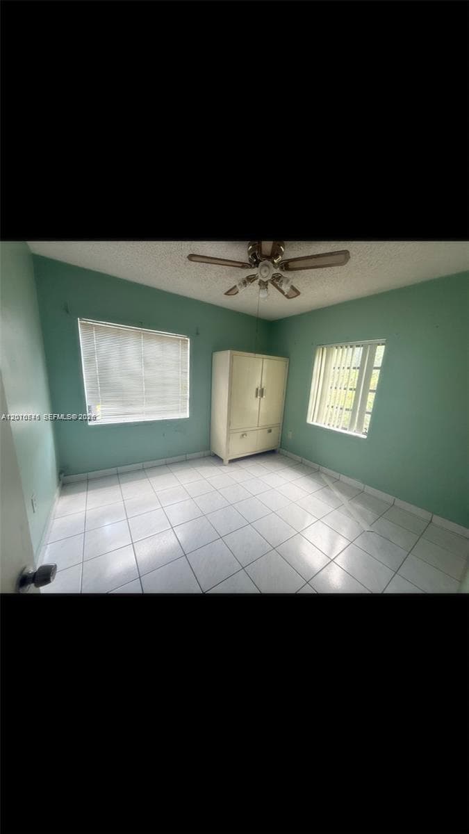 50 E 44th St, Hialeah, FL 33013 — zdjęcie 5