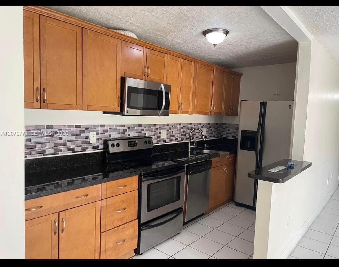 4170 NW 79th Ave # 1C, Doral, FL 33166 — zdjęcie 2