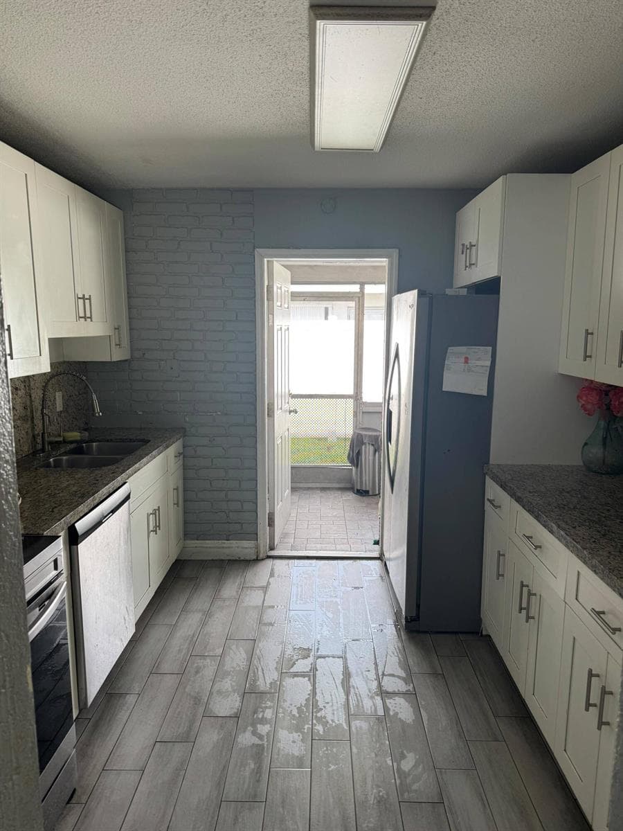 1051 SW 32nd Court # 2, Fort Lauderdale, FL 33315 — zdjęcie 5