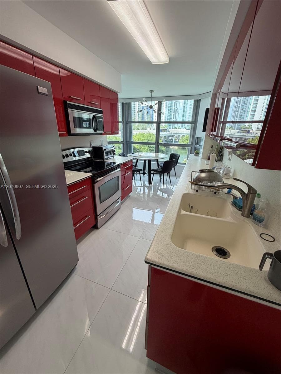 3500 Mystic Pointe Dr # 405, Aventura, FL 33180 — zdjęcie 5