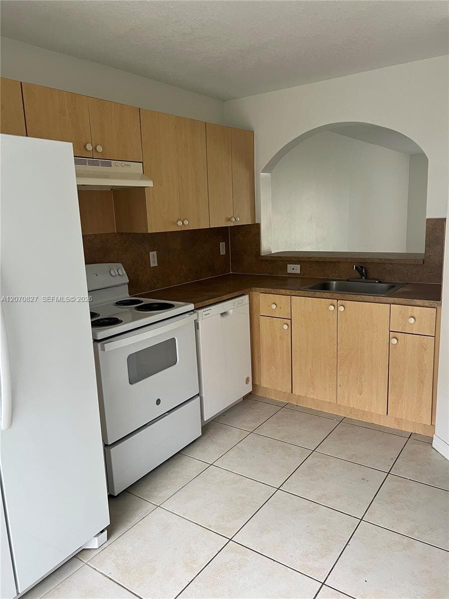 2911 SE 13th Ave # 104-49, Homestead, FL 33035 — zdjęcie 3