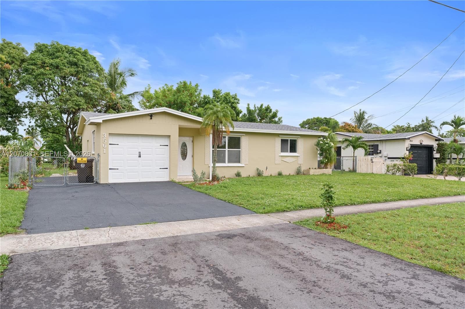 3561 NW 41st St, Lauderdale Lakes, FL 33309 — zdjęcie 2