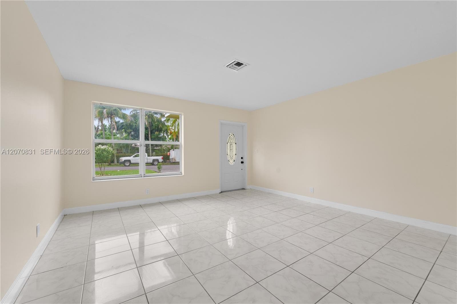 3561 NW 41st St, Lauderdale Lakes, FL 33309 — zdjęcie 5
