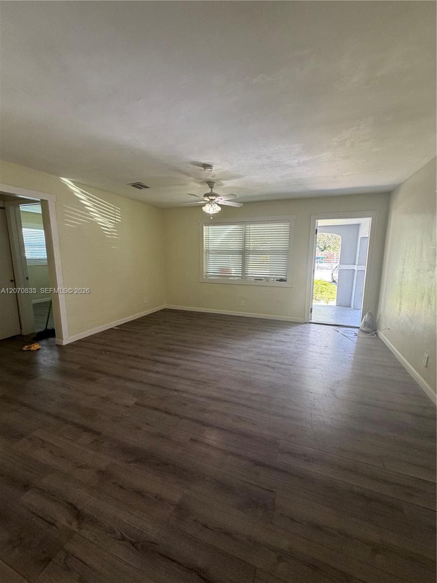 3631 NW 9th St, Lauderhill, FL 33311 — zdjęcie 5
