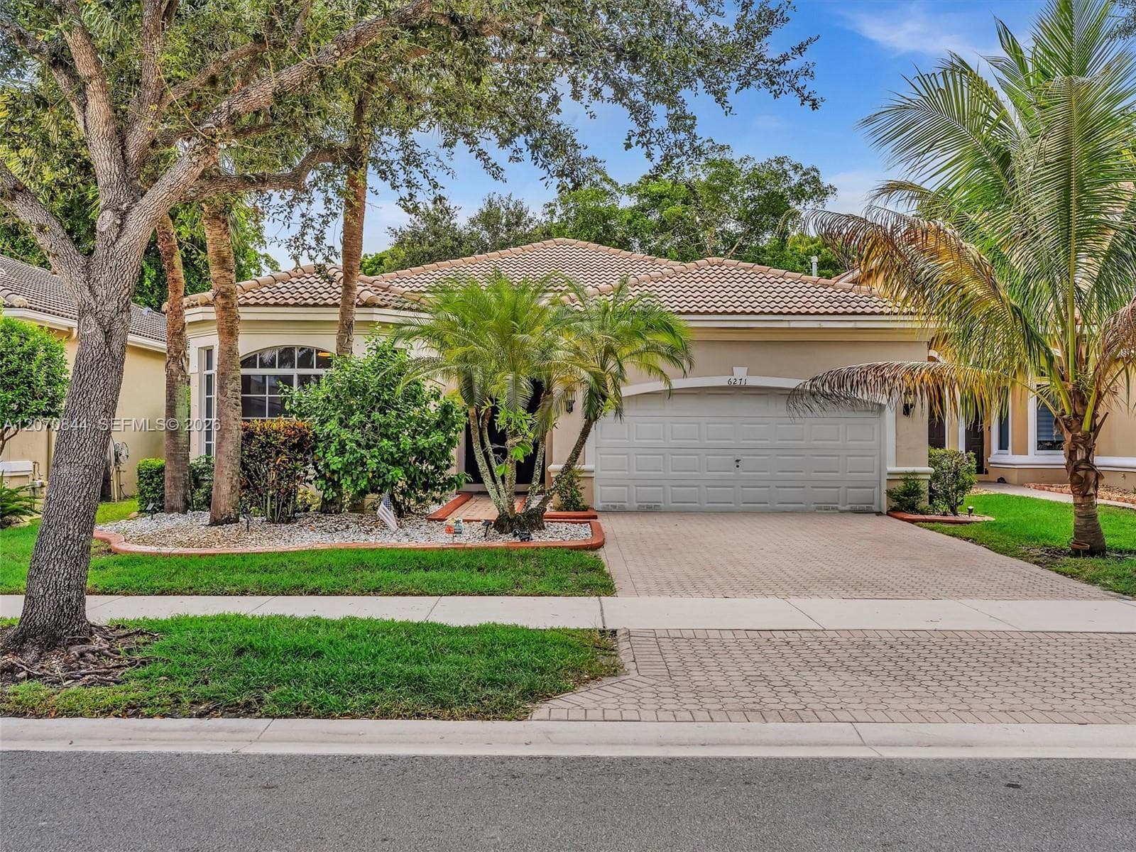 6271 SW 195th Ave, Pembroke Pines, FL 33332