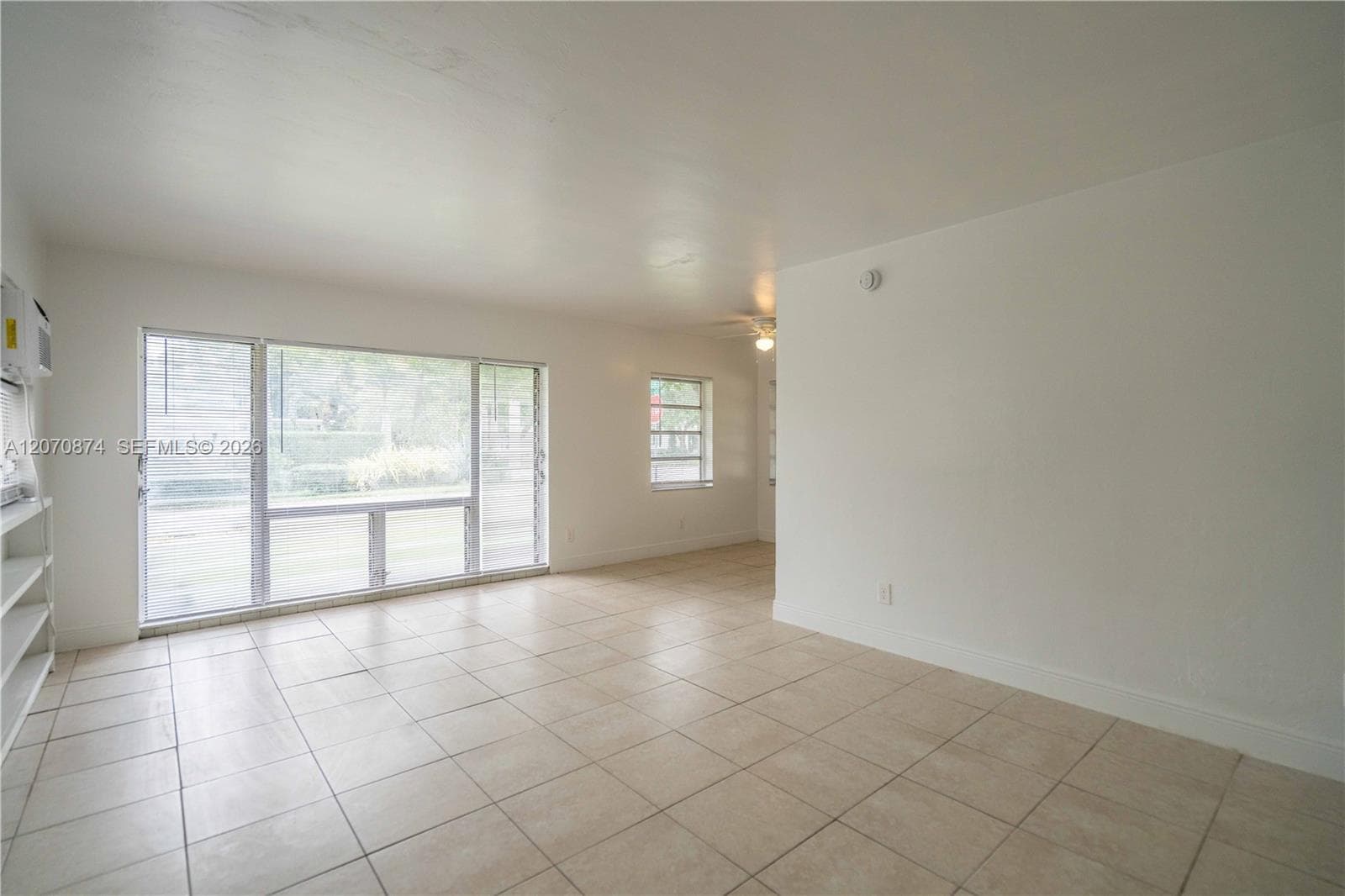 1812 NE 20th Ave # 1, Fort Lauderdale, FL 33305 — zdjęcie 4
