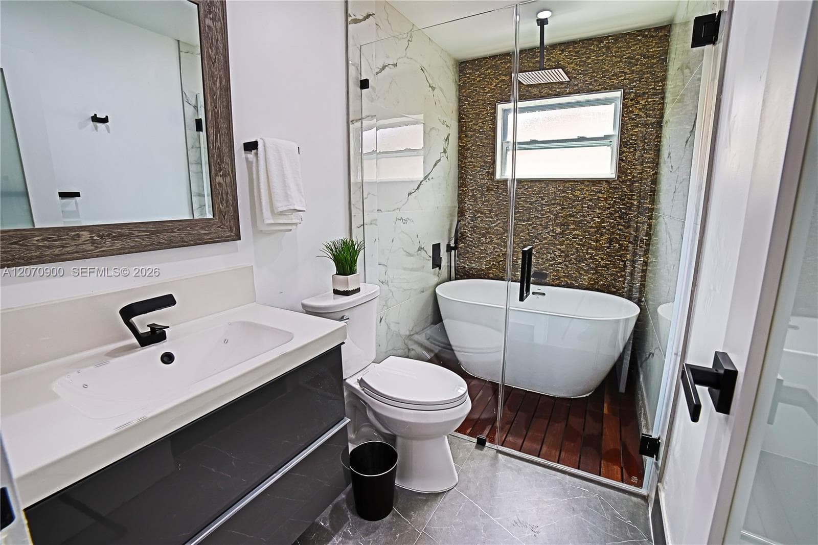 8651 Sunset Strip, Sunrise, FL 33322 — zdjęcie 5