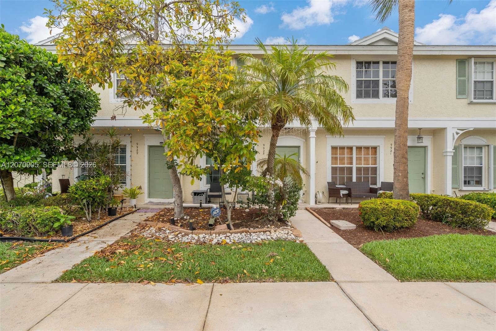9925 NW 57th Manor, Coral Springs, FL 33076 — zdjęcie 2