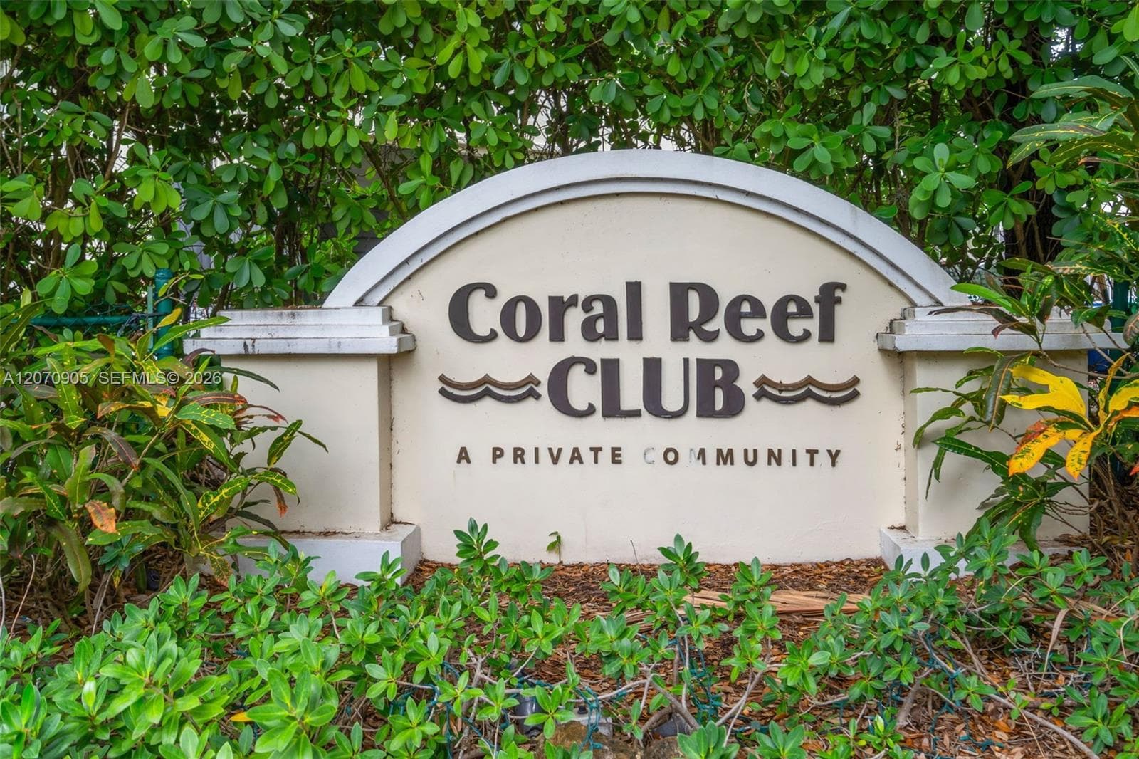 9925 NW 57th Manor, Coral Springs, FL 33076 — zdjęcie 4