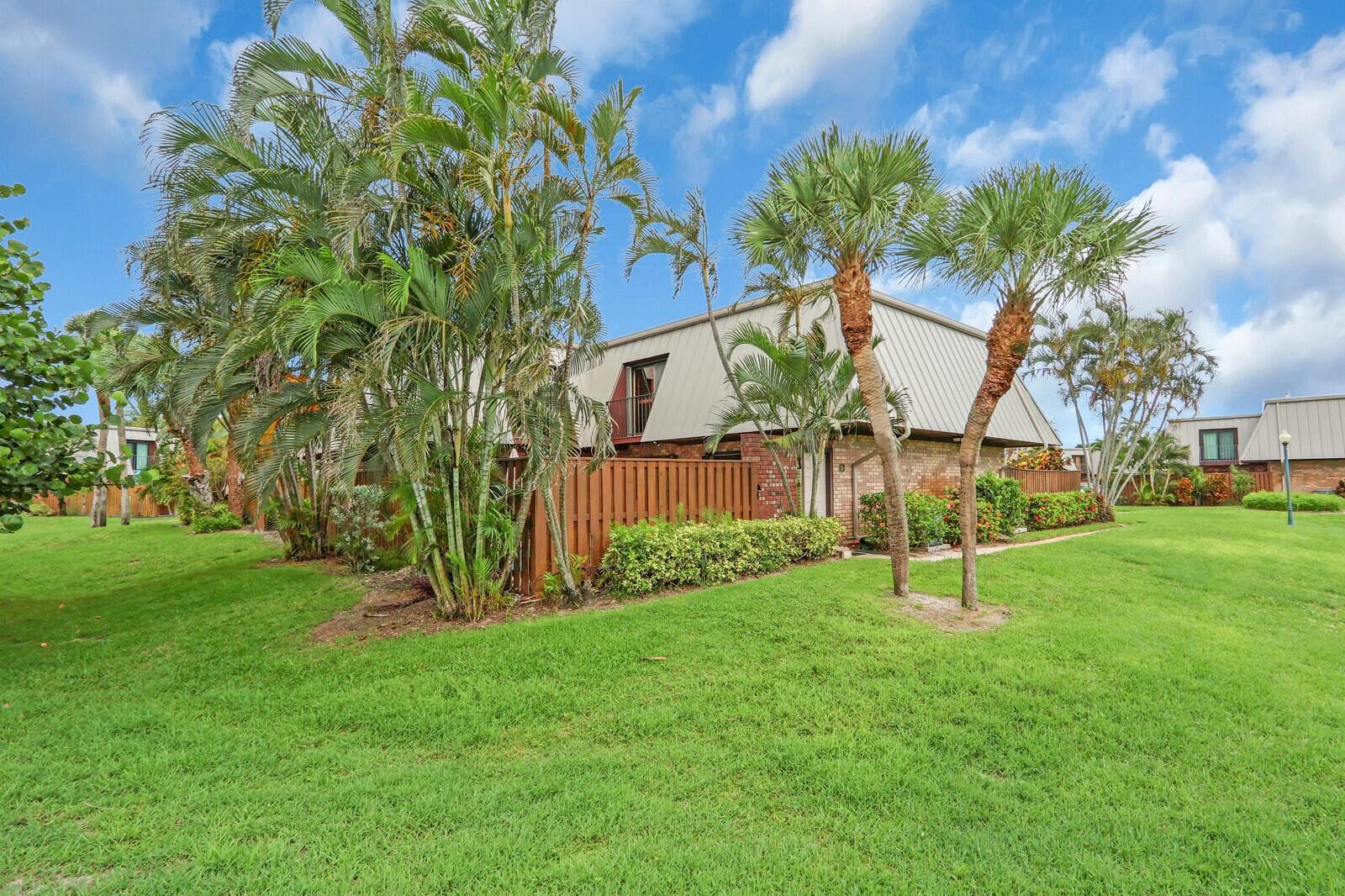 1420 OCEAN Way # 7D, Jupiter, FL 33477
