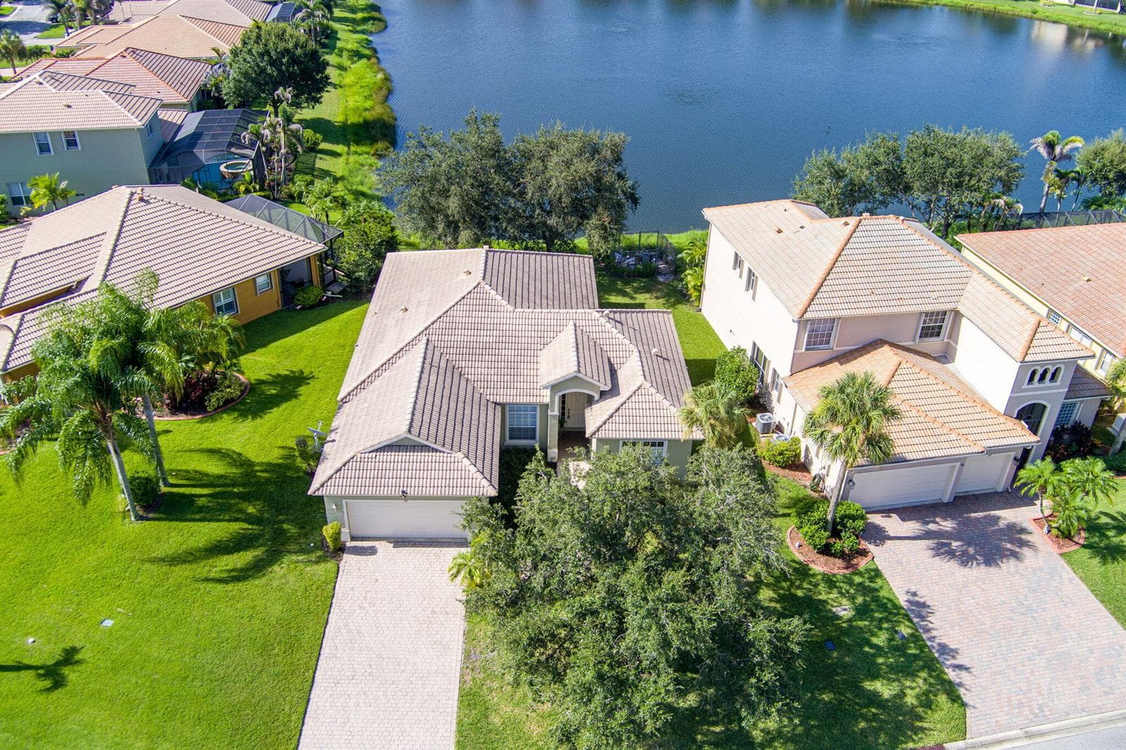381 NW SHEFFIELD Circle, Port St. Lucie, FL 34983 — zdjęcie 2