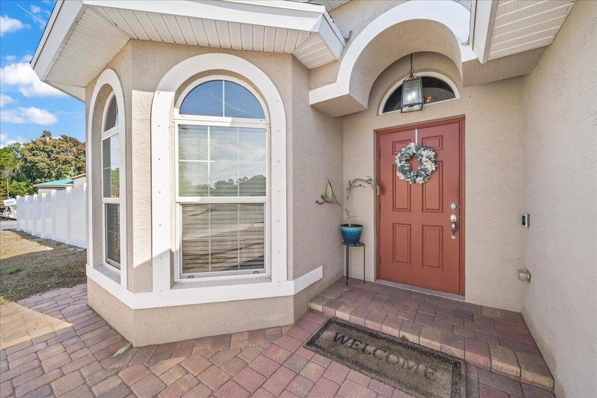 340 PALM BREEZES Drive, Fort Pierce, FL 34945 — zdjęcie 3