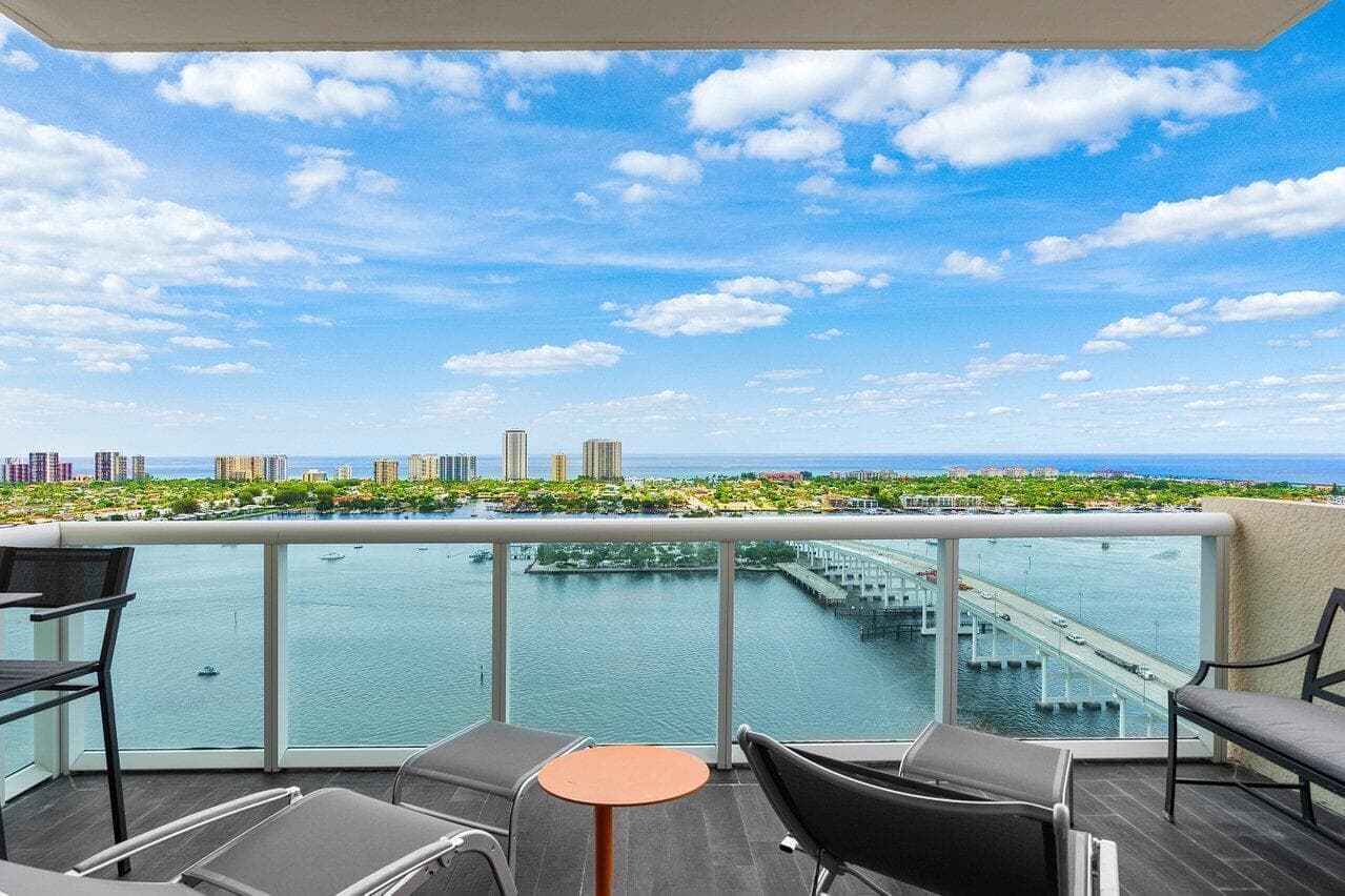 2640 Lake Shore Drive # 2609, Riviera Beach, FL 33404
