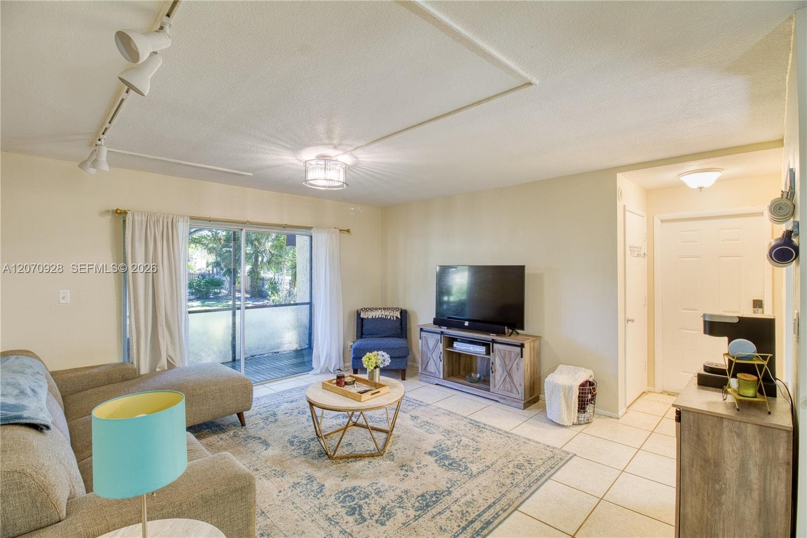 3095 N Oakland Forest Dr # 104, Oakland Park, FL 33309 — zdjęcie 4