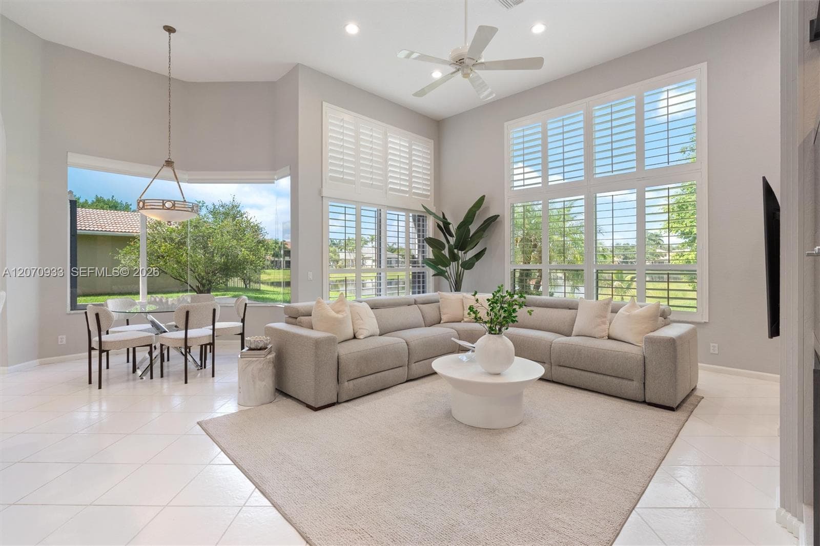 2733 Meadowood Dr, Weston, FL 33332 — zdjęcie 3