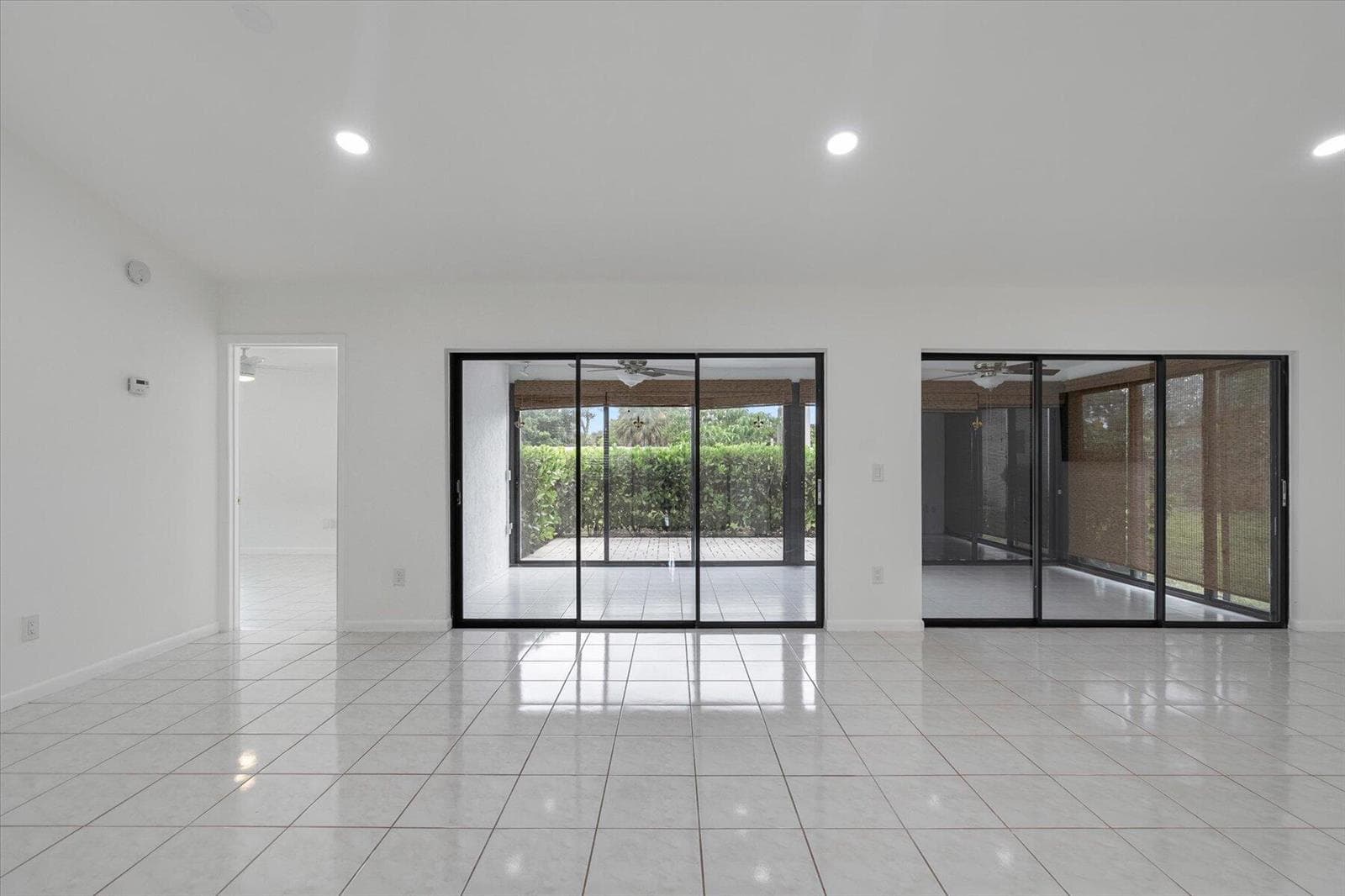 6510 OLIVEWOOD Circle, FL 33463 — zdjęcie 5