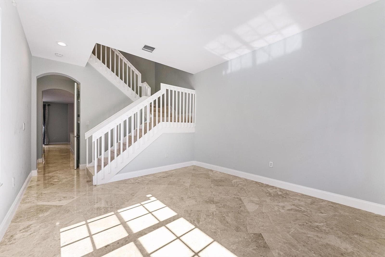 6884 JULIA GARDENS Drive, Coconut Creek, FL 33073 — zdjęcie 5