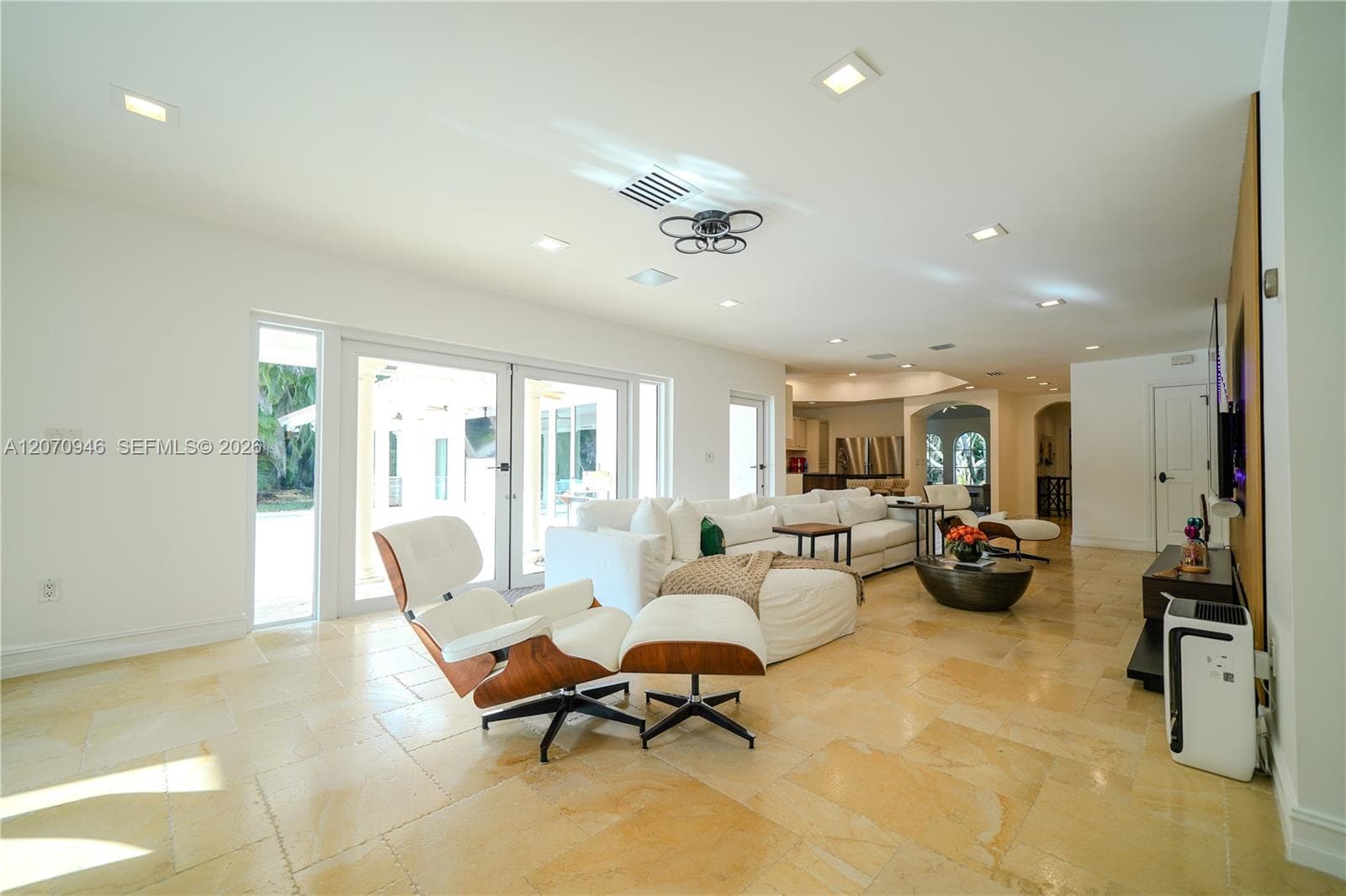 8134 Twin Lake Dr, Boca Raton, FL 33496 — zdjęcie 5