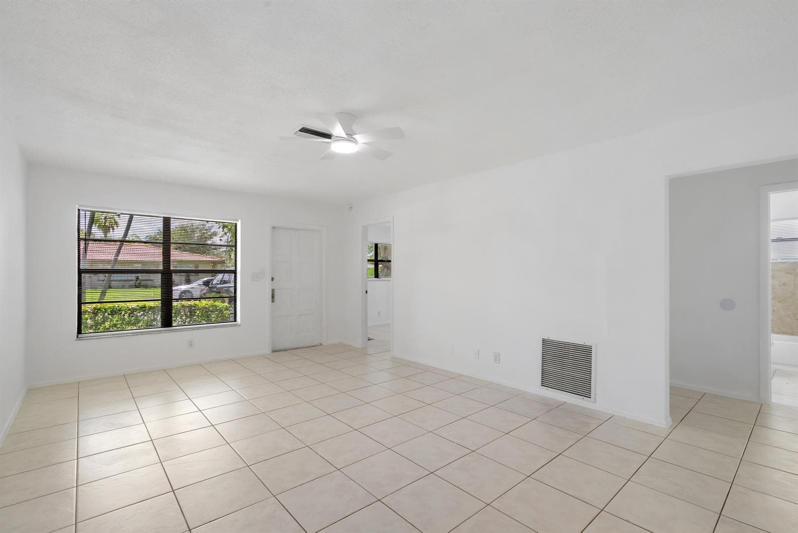 4108 NW 79th Avenue # 1, Coral Springs, FL 33065 — zdjęcie 5
