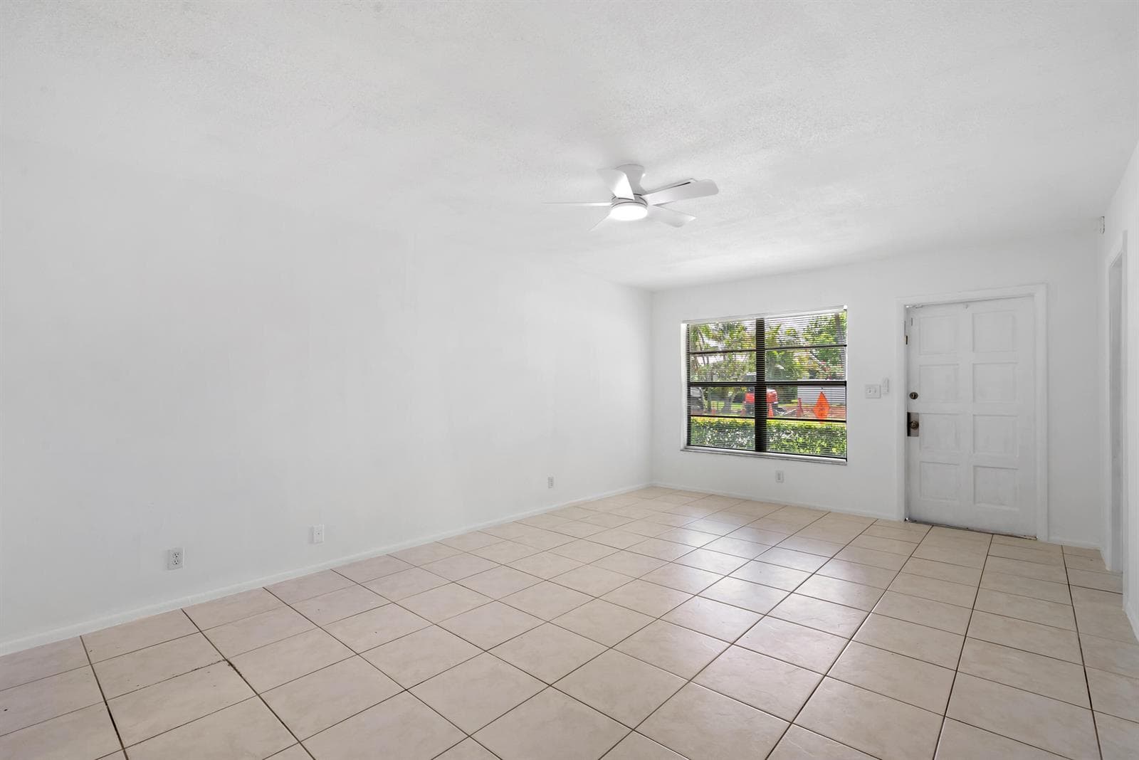 4108 NW 79th Avenue # 1, Coral Springs, FL 33065 — zdjęcie 4