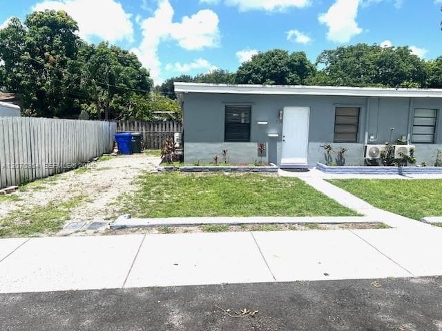 504 N 57th Ave # SOUTH, Hollywood, FL 33021