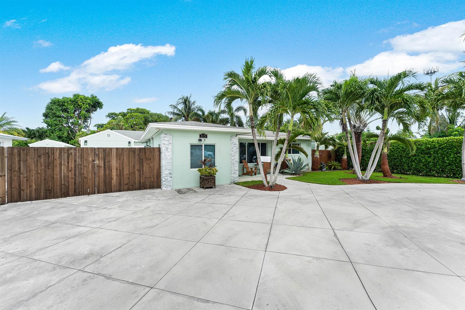 819 6TH Street, Lake Park, FL 33403 — zdjęcie 4