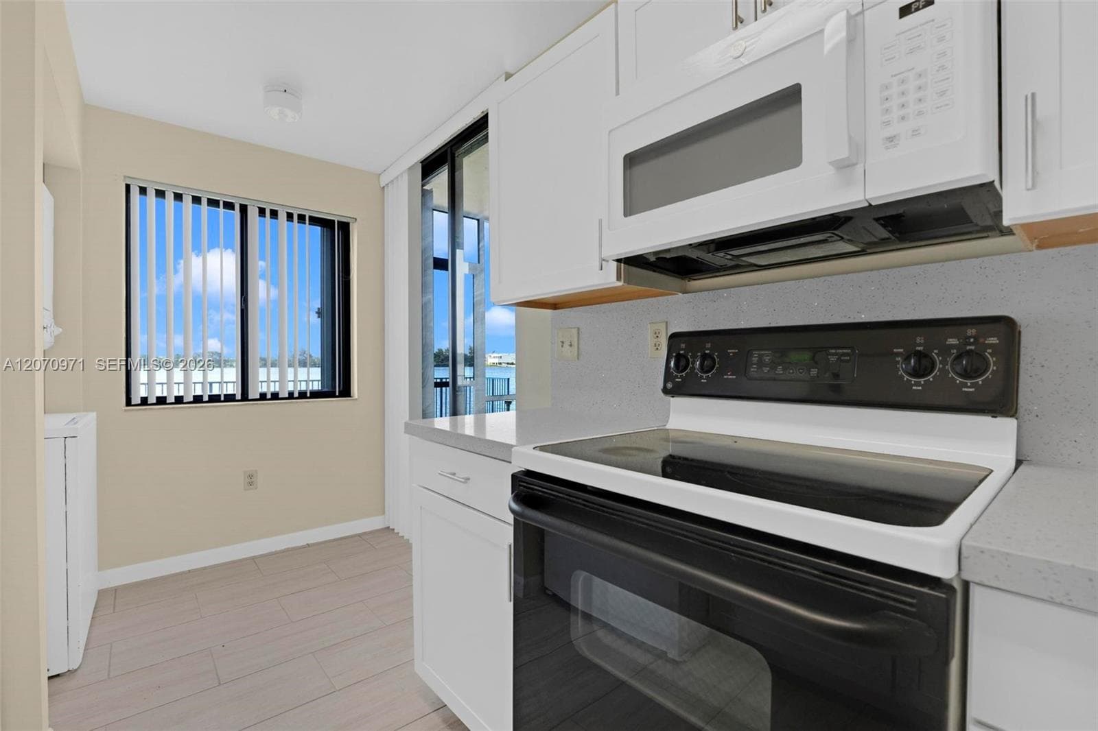 15545 N Miami Lakeway N # 106, Miami Lakes, FL 33014 — zdjęcie 3