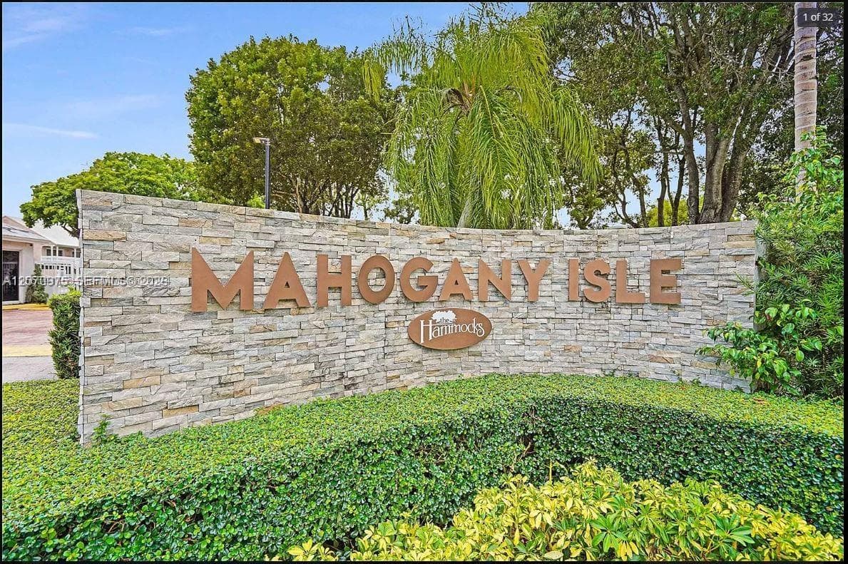 10521 Mahogany Key Cir # 207, Miami, FL 33196 — zdjęcie 2