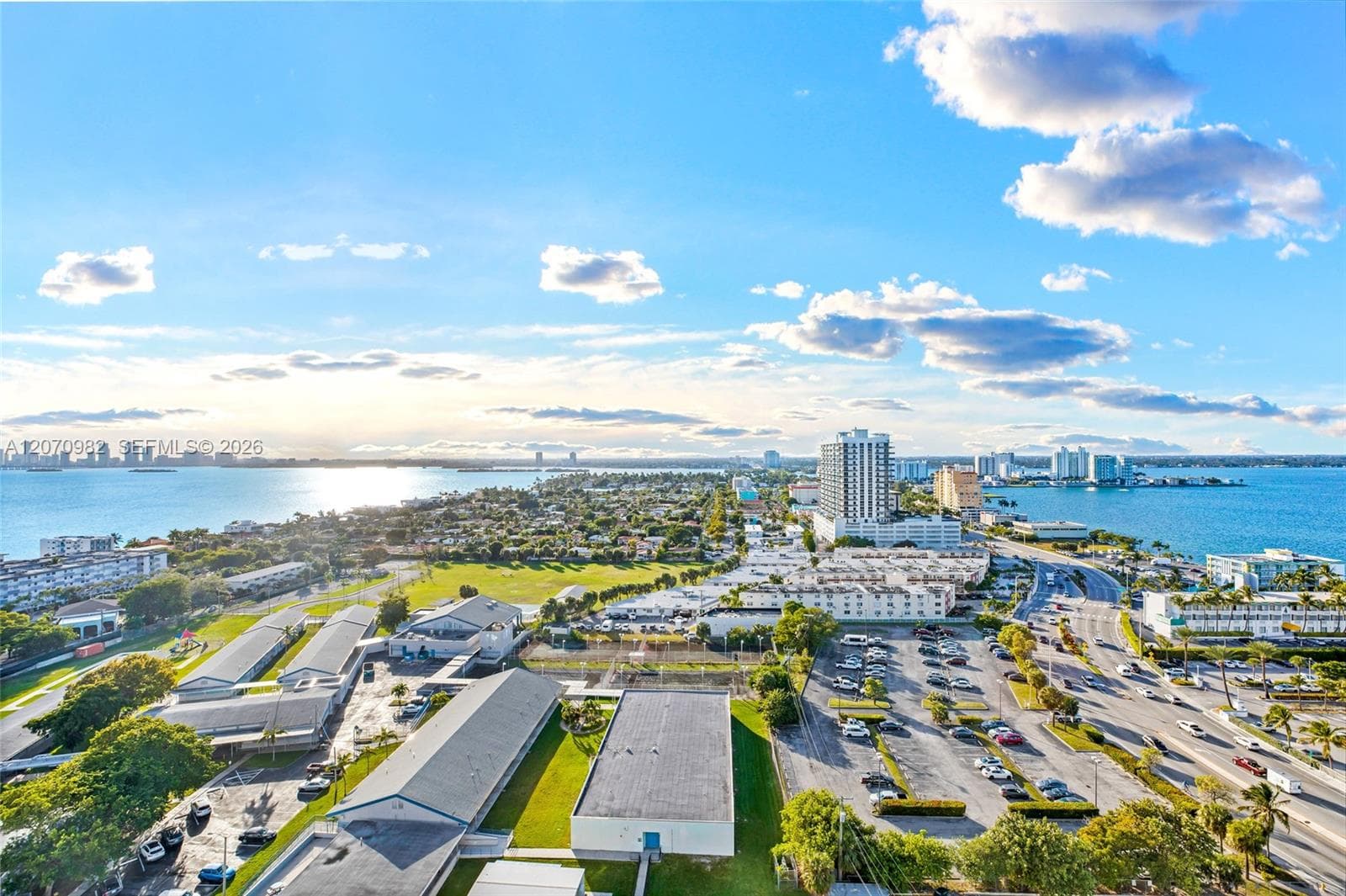 7601 E Treasure Dr # 2203, North Bay Village, FL 33141 — zdjęcie 2