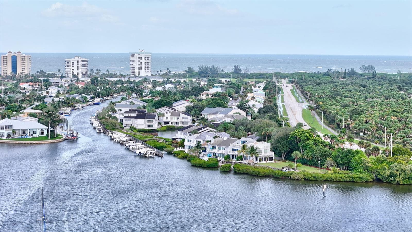 2486 Harbour Cove Drive, Hutchinson Island, FL 34949 — zdjęcie 2