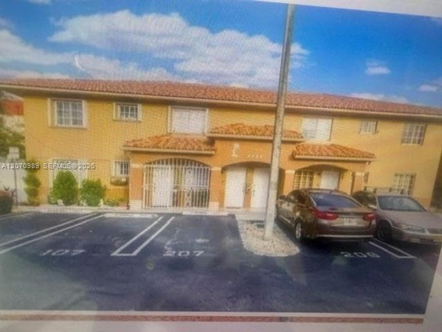 2485  west 76  st # 207, Hialeah Gardens, FL 33016 — zdjęcie 2