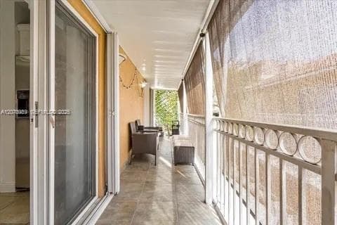 2485  west 76  st # 207, Hialeah Gardens, FL 33016 — zdjęcie 3