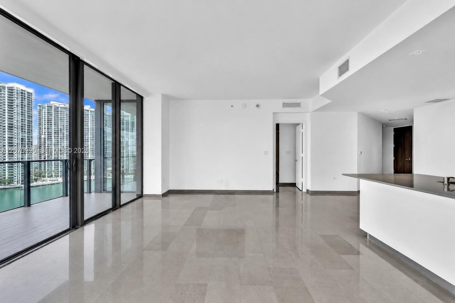 68 SE 6th St # 1702, Miami, FL 33131 — zdjęcie 3
