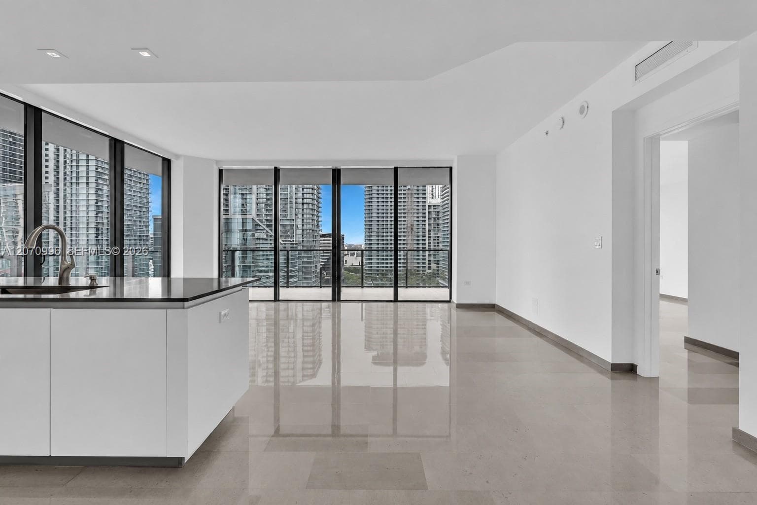 68 SE 6th St # 1702, Miami, FL 33131 — zdjęcie 5
