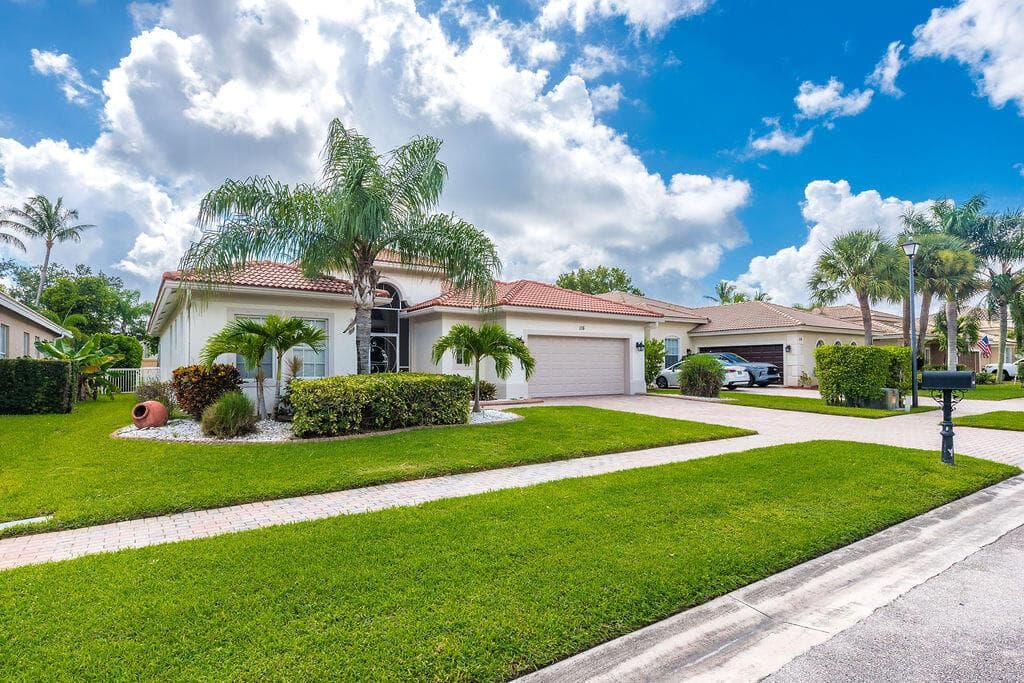 116 BELLA VISTA Way, Royal Palm Beach, FL 33411 — zdjęcie 2