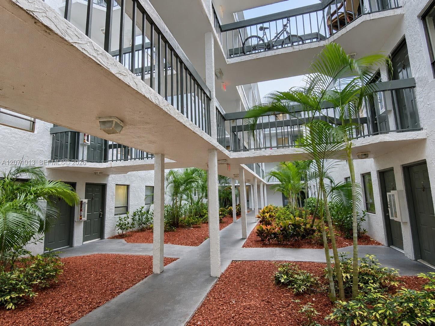 1820 N Congress Ave # 305, West Palm Beach, FL 33401 — zdjęcie 3