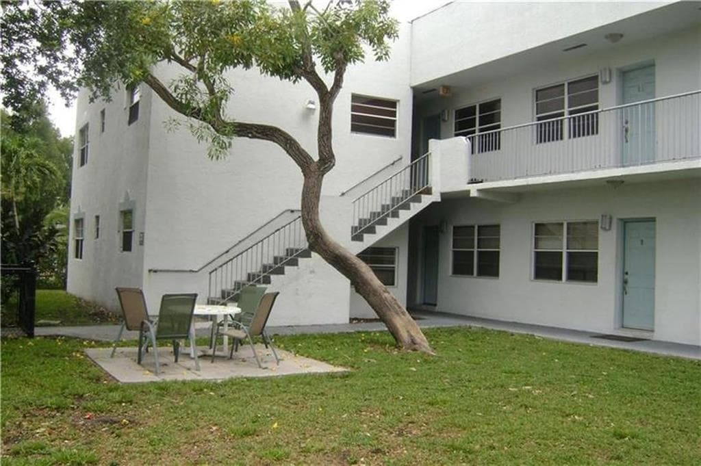 1925 Madison Street # 17, Hollywood, FL 33020 — zdjęcie 2
