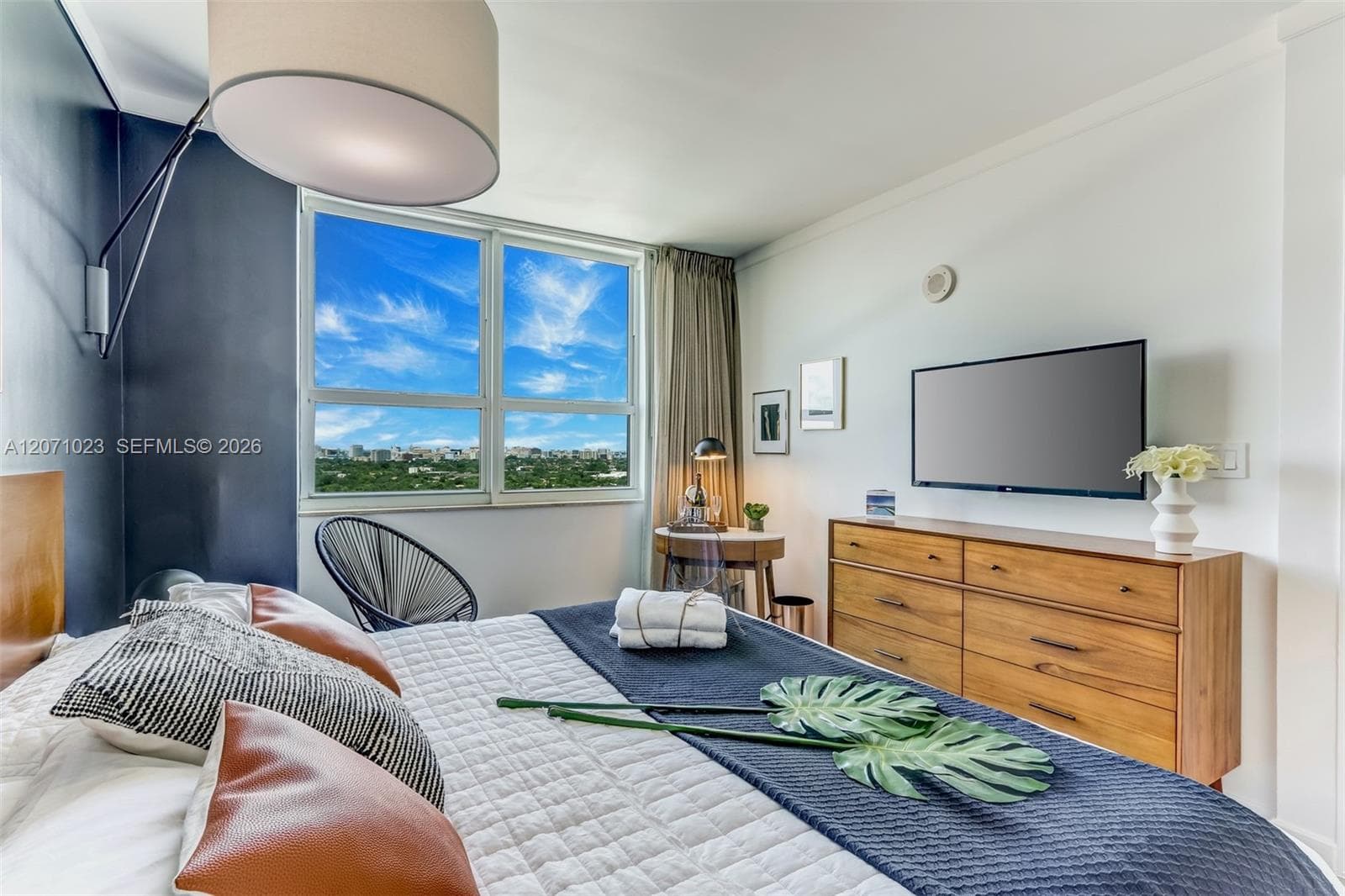 2889 Mcfarlane Rd # 1610, Miami, FL 33133 — zdjęcie 2